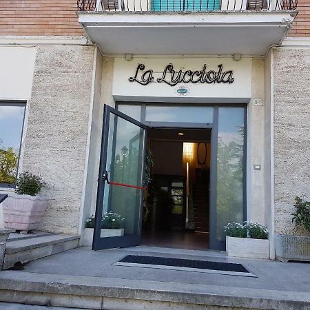 Hotel La Lucciola 끼안챠노테르메 외부 사진